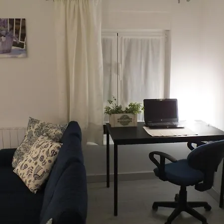 Confortable Completo Ideal Famila Parejas Trabajo *